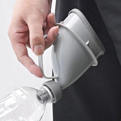 Urinoir portable pour femmes / Kisstratt nomade / Go girl urinal de voyage (1/5)