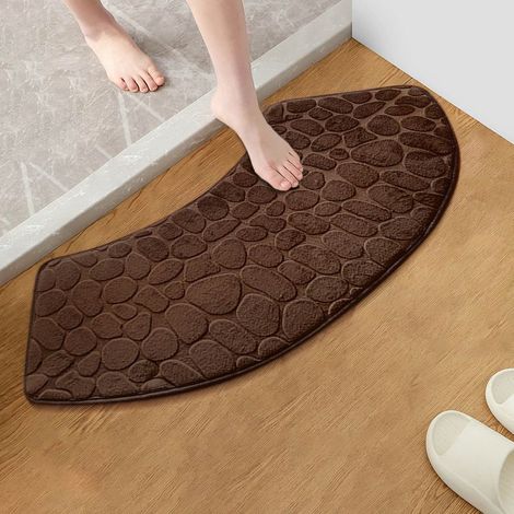 Extrem rutschfeste Badematte, 30 x 99 cm, gebogen, mit geprägtem Kieselsteinmuster, schnelltrocknend, extrem saugfähig, waschbar, fächerförmig, für Eckbadewannen. (1/5)