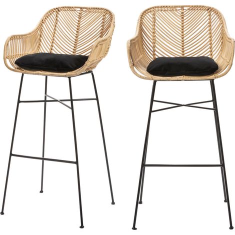 Drawer – Lot de 2 tabourets de bar en rotin 76cm – Dossier enveloppant et accoudoirs – Repose-pieds – Coussin déhoussable noir (1/5)