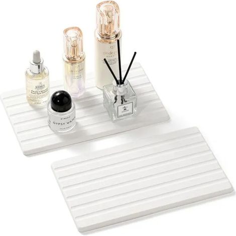 Ensemble de deux pièces : plateau/tapis absorbant en terre de diatomées pour essorer l'eau. (1/5)