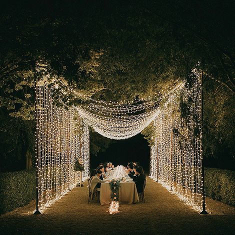 Lichtvorhang, 600 LEDs, 100 m, 8 Modi, wasserdicht, IP65, Lichtgirlande, Vorhang, Netzbetrieb, für Dekoration, Hochzeit, Schlafzimmer, Abendparty, drinnen und draußen – Warmweiß [Energieklasse E] (1/5)