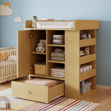 Cómoda cambiador de madera natural con cajón, armario, almacenaje y toallero (1/5)