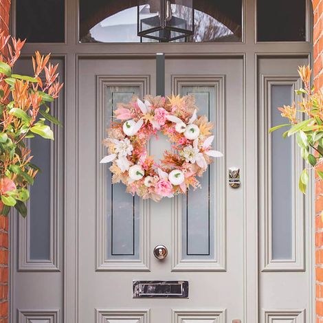 Guirlande Décorative Extérieure - Guirlande en Branches Séchées avec Citrouille Blanche - Pour Porte d'Entrée, Porche ou Balcon - 1 Pièce (1/5)