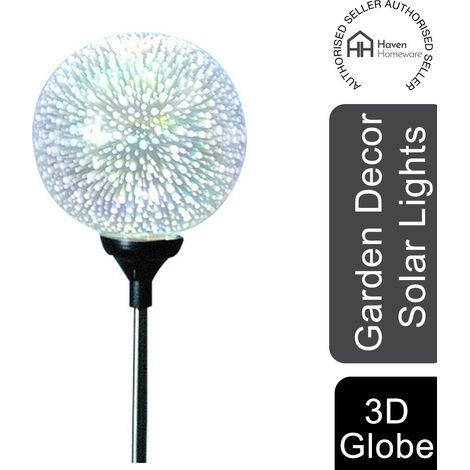 Haven Plastic Solar Garden 3D Globe Light Solar Panel Collects Sunlight (1/5)