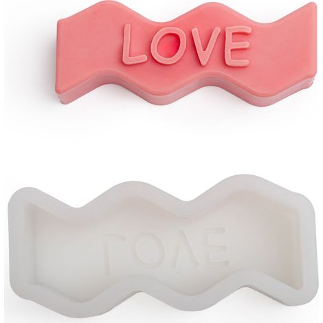 Stampo in silicone per candele con scritta "love" 13,4x4,8x4 cm