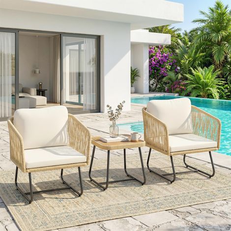 Rattan Bistroset 3 teiliges FSC Gartenmöbel-Set mit 2 Sessel, Lamell-Holztisch, dicke waschbare Kissen Stahlrahmen