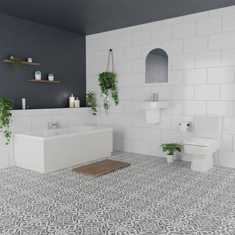 Miller White 520mm Basin and 1500mm x 700mm Right Hand Straight Single Ended Bathroom Suite (1/4)