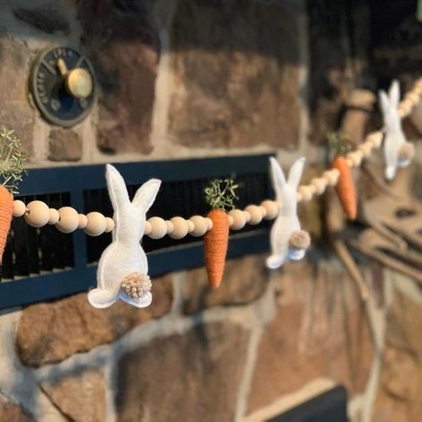 Easter Garland 100cm – Felt Bunnies & Wooden Beads Spring Decoration Home (1/5)