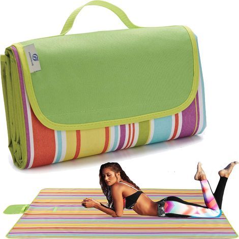Grand tapis de pique-nique ou de plage pour l'extérieur — imperméable et résistant au sable, pliable et portable (sac de transport inclus), dimensions 79 x 57 pouces. (1/5)