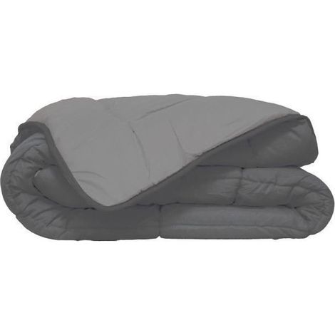 Couette légère 220x240 cm – Enveloppe microfibre 100% polyester – Garnissage fibres creuses siliconées – Poids 200 g/m²