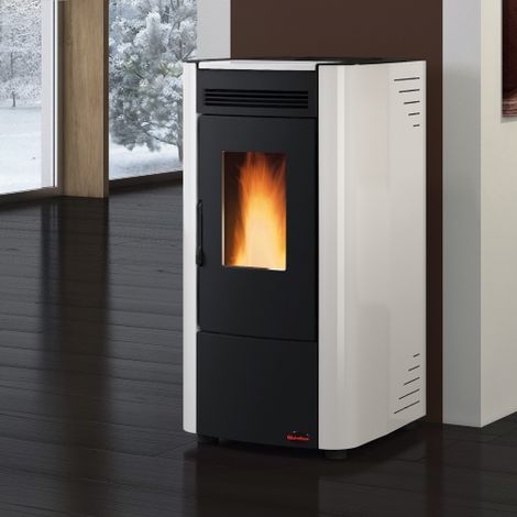 Poele a' pellets ventile' La Nordica Extraflame Ketty Evo 2.0 blanc 7,4 kw pour 186 m  bardage acier