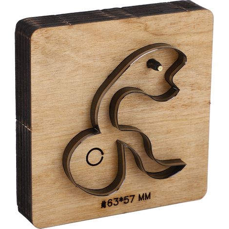 Matrice de perforation pour cuir 63 x 57 mm, en acier allié, en forme de serpent, outil de marquage du cuir pour le bricolage (1/5)