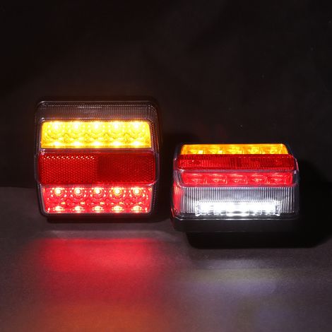 Kit de feux de remorque étanches 12 V à 26 LED comprenant un feu arrière clignotant et une prise 7 broches 12 V. (1/5)