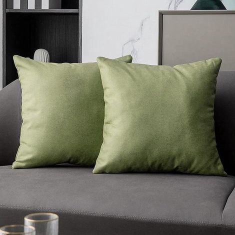 Lot de 2 housses de coussin en similicuir vert chartreuse 45,7 x 45,7 cm, décoration moderne, carrées, pour chambre à coucher, salon, canapé, lit (1/3)