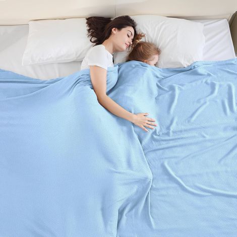 Couverture Rafraîchissante 100% Fibre Bambou Légère Respirante pour Lit Canapé 240x220CM, Bleu (1/5)