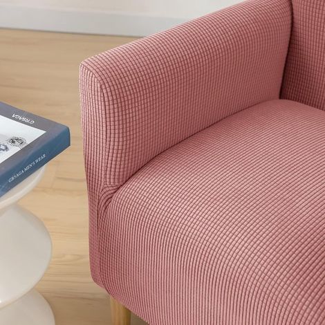 Superelastischer Strickbezug für Sessel mit Armlehnen schützt Sofas und Sessel im Wohnzimmer vor Flecken und Tierhaaren. Einfache Montage. (1/5)