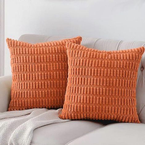 Lot de 2 housses de coussin décoratives couleur rouille, 45 x 45 cm, pour canapé, lit ou fauteuil. Housse de coussin carrée en velours côtelé doux à rayures, couleur terre cuite. (1/5)