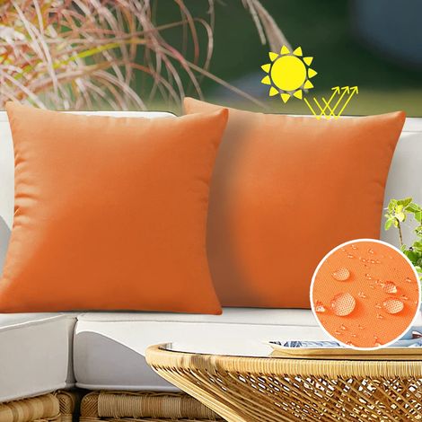 2 Housses de coussin de jardin orange imperméables 45 x 45 cm, résistantes aux UV et à la décoloration, lavables en machine, coussins non inclus (1/5)