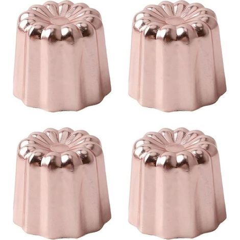 Un ensemble de 4 moules à canelés en aluminium, adaptés à la confection de muffins, de mini-cupcakes, et pouvant également servir d'outils de décoration de gâteaux. (1/4)