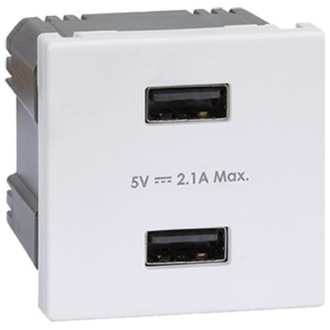 Caricabatterie USB Simon Connect con presa K45 tipo A 5V/2.1A bianco puro K126E/9 TSC-K126E-9