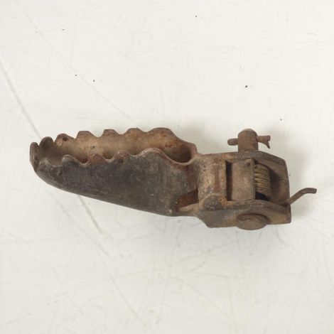 [GEBRAUCHT] [Gebrauchtprodukt] Fahrerfußrast links original für Yamaha 125 (1/2)
