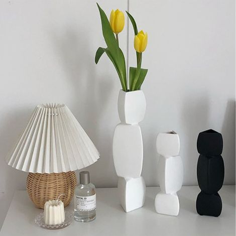 Vase en forme de racine de lotus, ingénieux vase décoratif en céramique blanche unie pour salon, chambre ou bureau, grand format. (1/5)