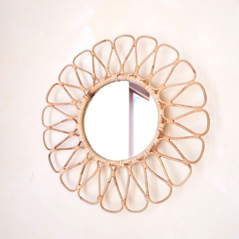 Miroir Rond en Rotin 38 cm - Miroir Mural Décoratif Fait Main Style Bohème Chic - PANGIVO (1/5)