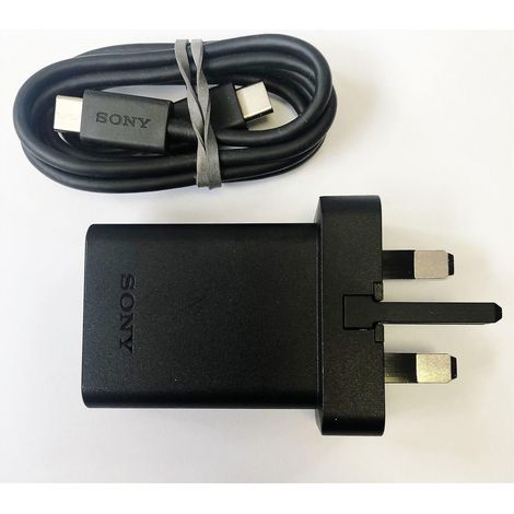 Compatible avec l'adaptateur secteur USB PD Type-C à 3 broches version britannique UCH32C, comprend un câble de données USB-C vers USB-C UCB24 - noir. (1/5)