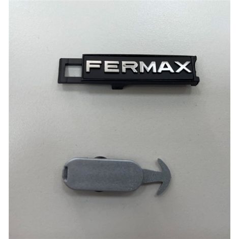 Logo fermax con tapón inferior para city/skyline, diseño compacto y resistente.