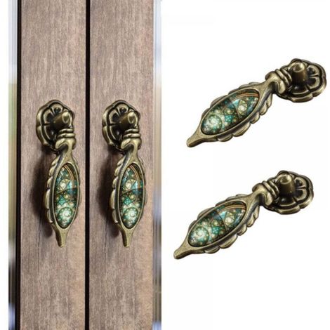 Set aus 2 Hängegriffen aus Zinklegierung im Antik-Stil mit Sternmotiv und Schrauben für Küchenschränke, Schubladen und Kommoden