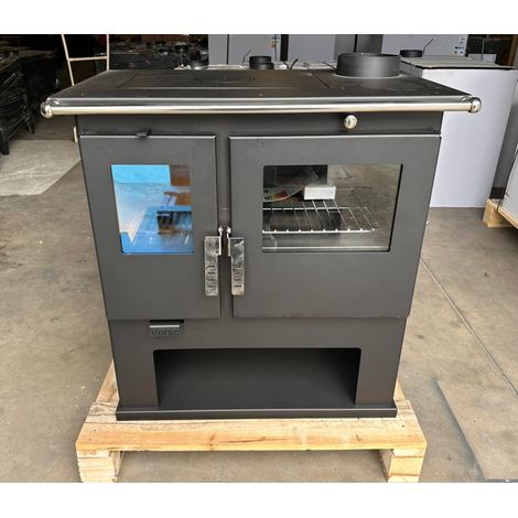 Poêle à bois 7,7 kW – Rendement 82,2 % – Volume chauffable 100-120 m³ – Température des fumées 223,8 °C – Émissions CO 0,0885 % – Verso