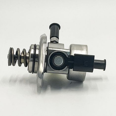 The reference numbers 06G127027K, 06L127A01 and 06G127027D 2.0T are suitable for Audi Q3, A3 and Volkswagen CC. (1/4)
