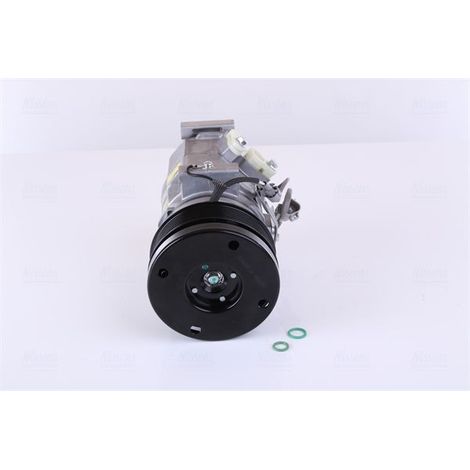 Compresseur, climatisation NISSENS 890870 TOYOTA 883200C130 883200C160