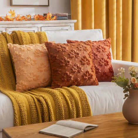 Kissenbezüge mit Ahornblattmotiv im Herbststil,45 × 45 cm,Kissenbezüge im Landhausstil,Perfekte Herbstdekoration mit festlichem Dekor für Sofas (1/4)
