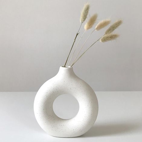 Vase en céramique blanche (idéal pour herbe de la Pampa) — Forme goutte d'eau, vase donut — Décoration d'intérieur moderne, style nordique bohème — 18 x 19 x 4,5 cm