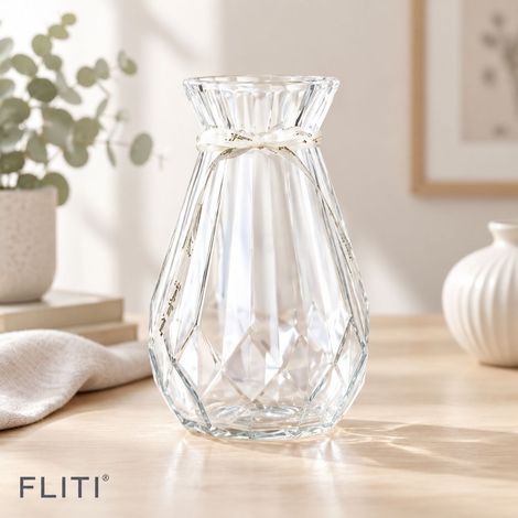 FLITI Klarglasvase mit geometrischem Facettenschliff, 15 cm, elegante Innendekoration für Büro, Wohnzimmer, Tischdekoration, für frische oder getrocknete Blumen (1/5)
