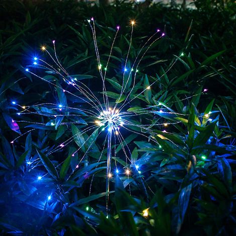 Guirlande lumineuse solaire de feux d'artifice, EPIC GADGET 90 LED multicolores, idéale pour décorer allées, chemins et jardins, notamment pour les fêtes de Noël. (1/5)