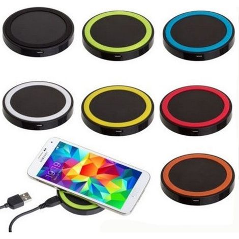 Trade Shop - TRAGBARES MINI WIRELESS QI POWER EXTERNES BATTERIE-LADEGERÄT - (1/3)