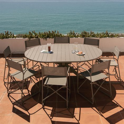 Set de mesa 145-200x145 cm extensible en aluminio Barces y 8 sillas de director plegables de jardín en acero Melida SKLUM       