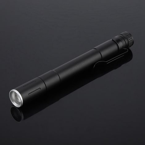 Linterna LED de alto rendimiento fabricada en aleación de aluminio para camping y actividades al aire libre, con clip, 3 modos de luz, color negro. (1/5)