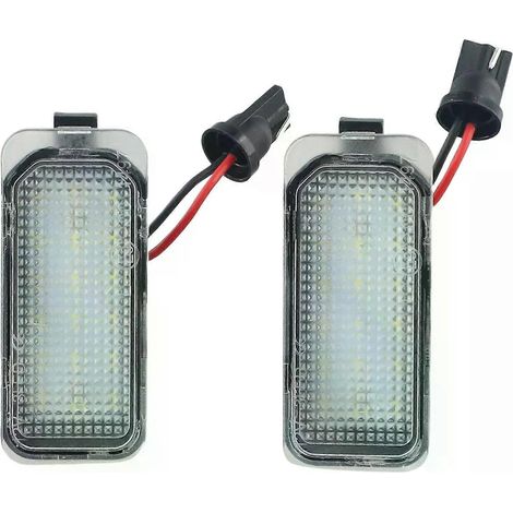 7) Améliorez la sécurité avec l'ampoule LED d'éclairage de plaque d'immatriculation pour Ford Fiesta, Focus et C-Max. Installation facile. Lentille transparente. (1/5)