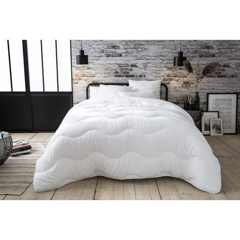 Couette Chaude 240 x 260 cm fabriquée en France Blanche (1/5)