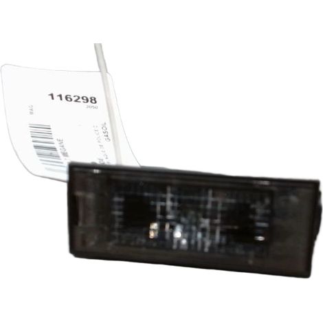 [PRODUIT D'OCCASION] Eclaireur Plaque De Police Droit RENAULT Megane ♻️ Ref Oe. 8200480127 - Garantie à vie (1/3)