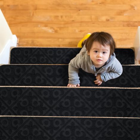 15PCS Non-Slip Carpet Stair Treads 76x20cm Mats Indoor for Wooden Steps Black (1/3)
