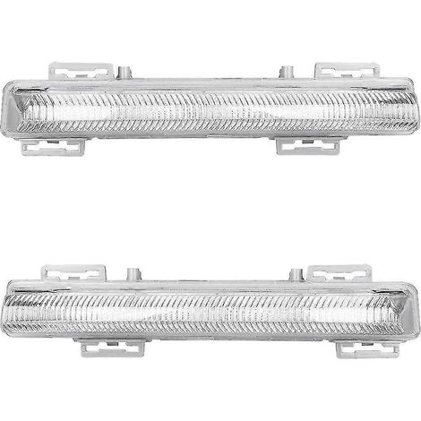 Paar vordere Tagfahrlichter (Nebelscheinwerfer) für - W204 W212 C250 C280 C350 E350 2007-2014