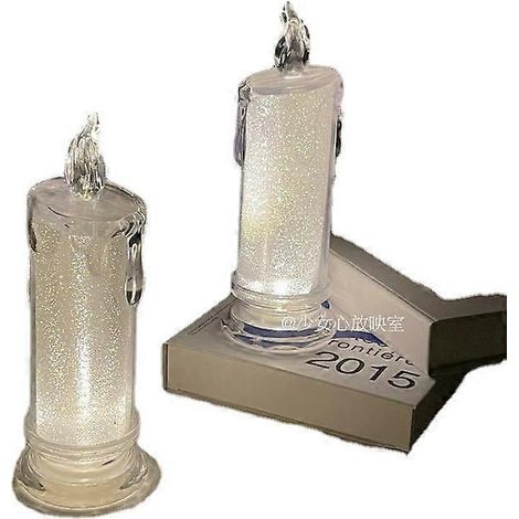 Wasserdichte, flammenlose Kerzen – batteriebetriebene LED-Säulenkerzen, elfenbeinfarben, Kunststoff, schmelzfest, 2er-Set (1/4)