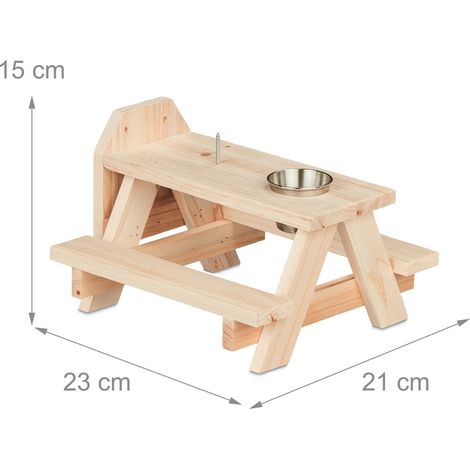 Mangiatoia decorativa per scoiattoli da giardino 30 x 20 x 15 cm con secchiello per l'acqua e 2 panche in legno marrone 130014050