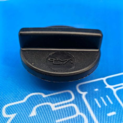 15255-40F01 is suitable for adding oil filler caps to the engines of Nissan Tiida, Livina, and Sylphy. (1/4)