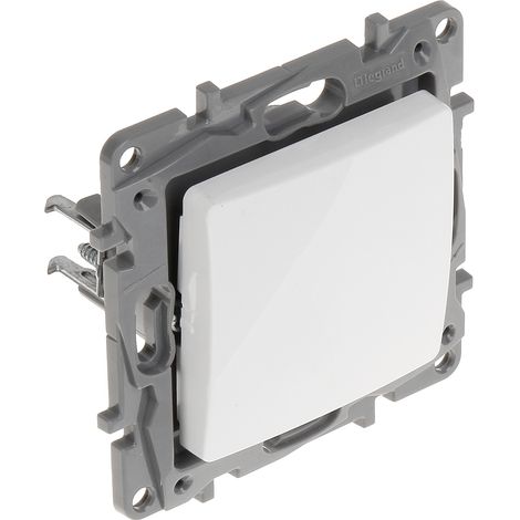EINPOLIGER SCHALTER LE-764500 Niloe 10 A LEGRAND