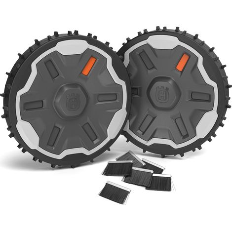 Husqvarna Automower® Terrain Kit mit Bürsten ✔ Passend für Automower® 305E/310E/405XE/410XE/430X/450X Nera, 520 & 550 ✔ Verbessert die Haftung an Hängen und unebenem Boden